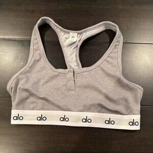NWOT ALO Yoga Women's Gray Sports Top